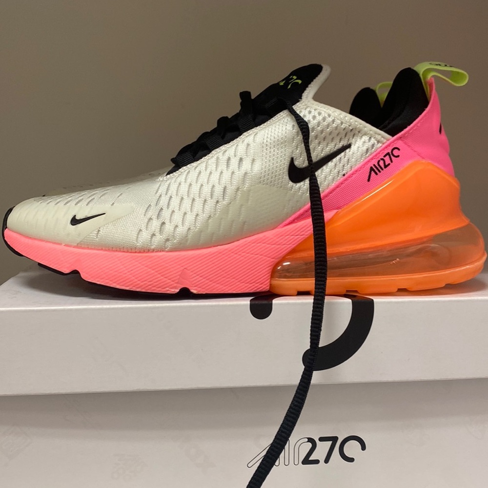 Nike AirMax 270-Womens